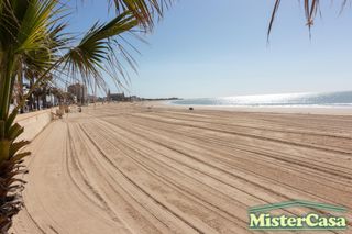 Flat in Playa de la Regla. Exclusiva!!  en venta piso planta baja, 2 patios, a 100m de la p