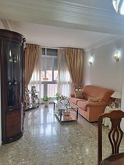 Flat in La Plata. Zona norte, piso, 3 dormitorios, 1 baño, reformado, mejor ver!!