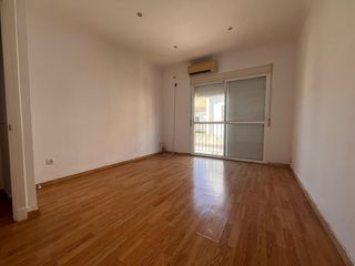 Rent Flat in Madre de Dios. Piso en alquiler en pleno centro de jerez de la frontera por 800
