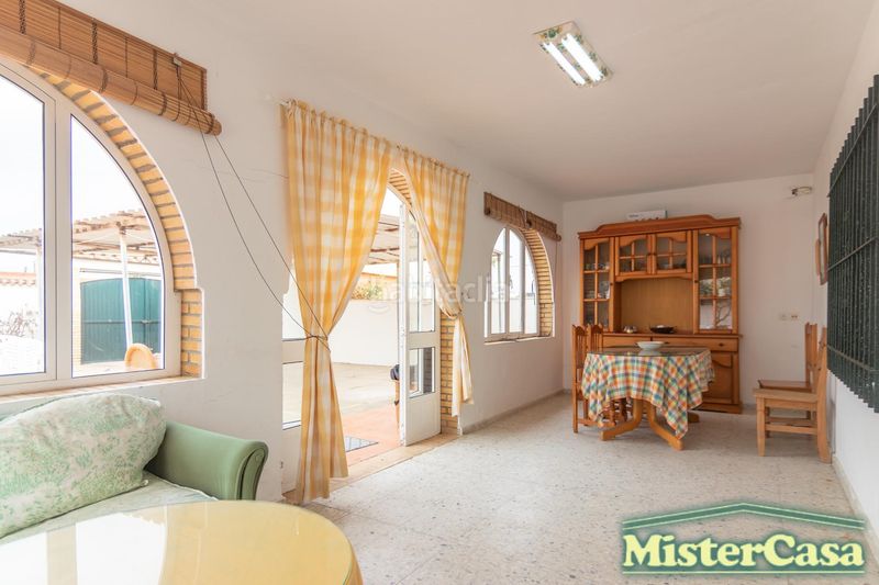 Foto 5d9b9fe3-78dd-4a0e-8171-fb56390777b9. Xalet amb aparcament a Aguadulce - Almadraba - Punta Candor Rota