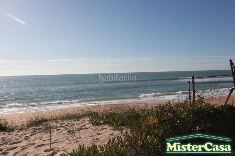 Foto 681319f3-9de5-4564-be17-259b03f2e3a3. Xalet amb aparcament a Aguadulce - Almadraba - Punta Candor Rota