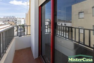 Piso en Madre de Dios. Zona san miguel, piso en exclusiva, 3 dormitorios, 1 baño, terra