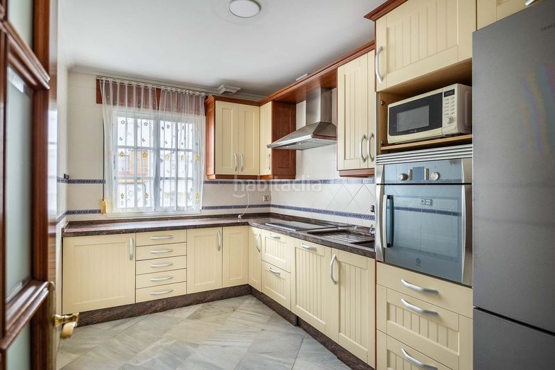 Foto b3d2595a-7ced-4142-b095-5a822f0209d7. Casa a Bellavista Sevilla