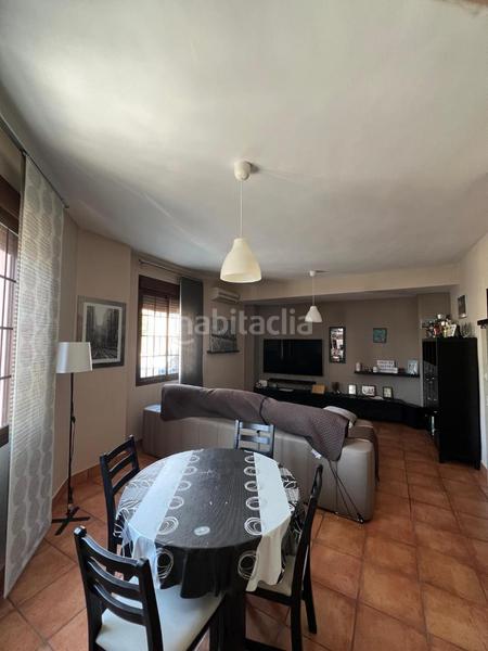 Foto 7db5f24a-6953-443e-a344-8defe1a3076f. Casa aparellada a Nueva Alcalá Alcalá de Guadaira