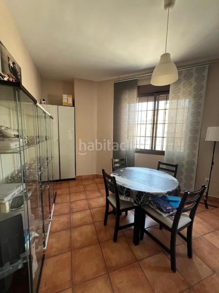 Foto a04ffac8-ebf4-4124-a711-364013d5d197. Casa aparellada a Nueva Alcalá Alcalá de Guadaira