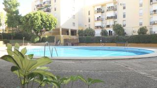 Pis en Nueva Alcal. Amplio y luminoso piso en urbanizacin privada jardn de alcal