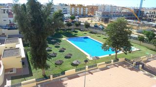Pis en Nueva Alcal. Reformado piso para entrar a vivir. el inmueble  consta de ampli