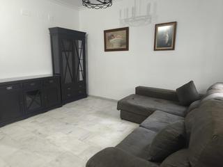 Location Maison jumelée à Mairena del Alcor. Adosado de 3 dormitorios, 2 baños, patio, lavadero  y azotea.  c