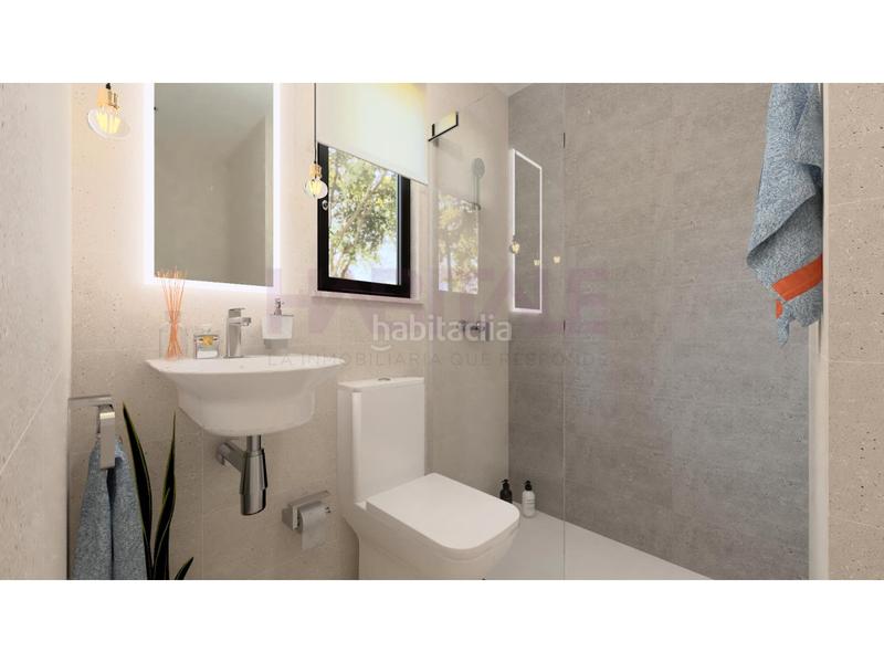 Foto 637f408a-b4a3-4bf3-aab6-e0e4439b4e3b. Casa adossada 122m<sup>2</sup> a santiago de chile 21 a Oromana Alcalá de Guadaira