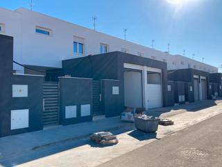 Casa adossada a Santiago de chile 21. Adosado con piscina