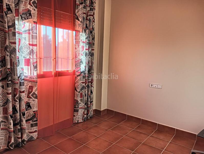 Foto eba61f63-250a-43dc-93d1-0d34407bfc7f. Rent semi detached house in Mairena del Alcor