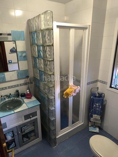 Foto 425bf4b2-399b-4b2f-ba0c-ba44606f12e6. Casa a schiera in Torre de la Reina Guillena