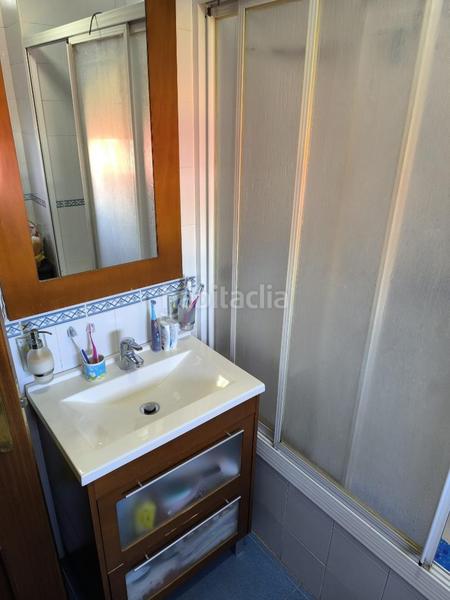 Foto e382eaf2-66d7-417e-b6a6-e8019ec10945. Casa a schiera in Torre de la Reina Guillena