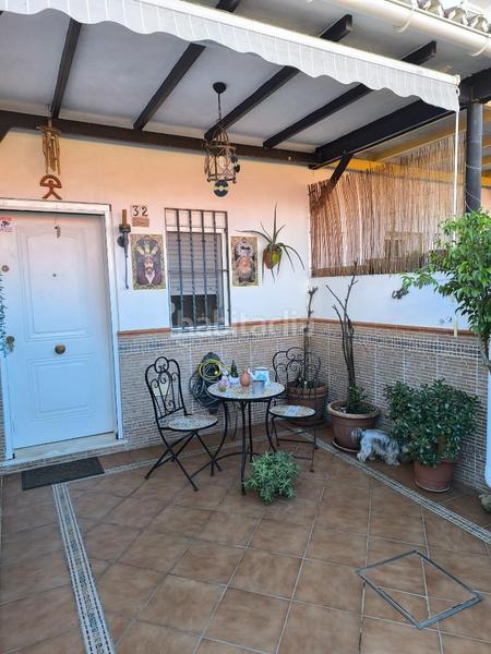 Foto ee5cb51d-4a4e-48b1-9adc-33f2fc4d1696. Casa a schiera in Torre de la Reina Guillena