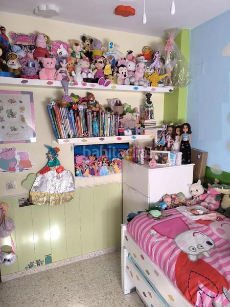 Foto f07b5e1a-f938-45c5-afe1-6a9f17cd97d4. Casa a schiera in Torre de la Reina Guillena