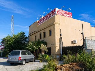 Edifici a La Paz. Ideal para inversores del sector turístico, restauración o event