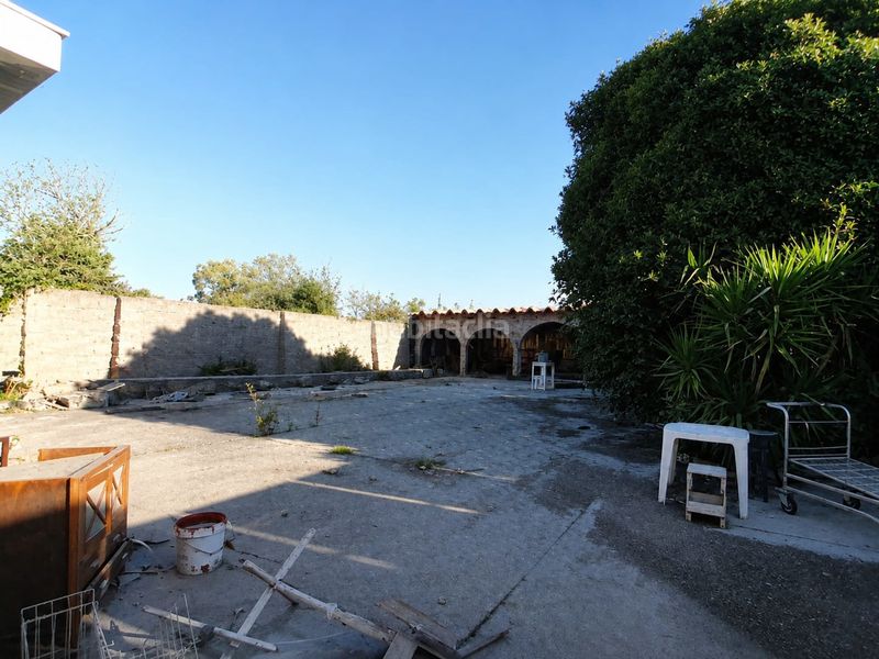 Foto a88ab9cf-ba53-4873-a640-9c184916c061. Edifici a La Paz Alcalá de Guadaira