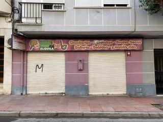 Location Local commercial  Calle rambla alfareros. Local en alquiler o venta (c\ rambla alfareros)