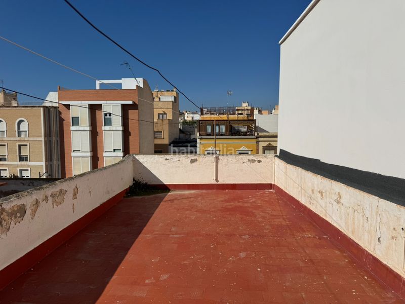 Foto e29ea898-e633-4407-9384-9e6c174ee118. Casa a Plaza de Toros - Santa Rita Almería