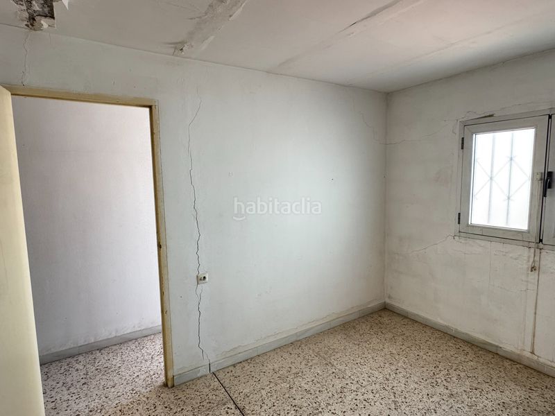 Foto f2afd6a7-a5c0-496c-a729-b9d97d5ec3df. Casa a Plaza de Toros - Santa Rita Almería