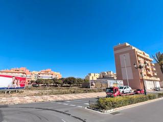 Terreny residencial  Avenida sabinar. Solar urbano en venta (roquetas de mar)