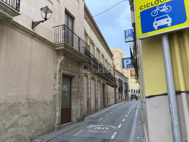 Foto a280a8df-25a5-4b79-8d7a-bb575f2bec28. Terreny residencial a Centro Almería