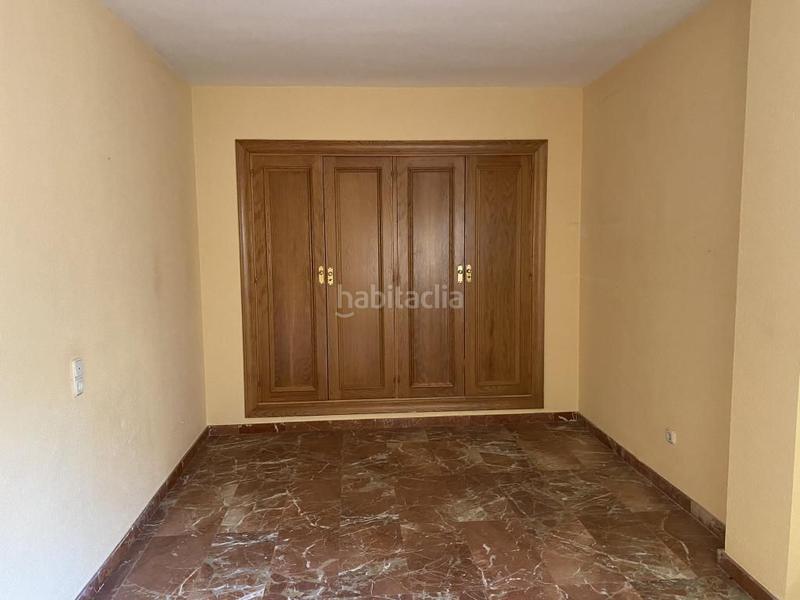 Foto 8c63f4c4-20c1-46c2-afd9-c8aa0d766982. Piso  en venta (c\ general segura) en Centro Almería