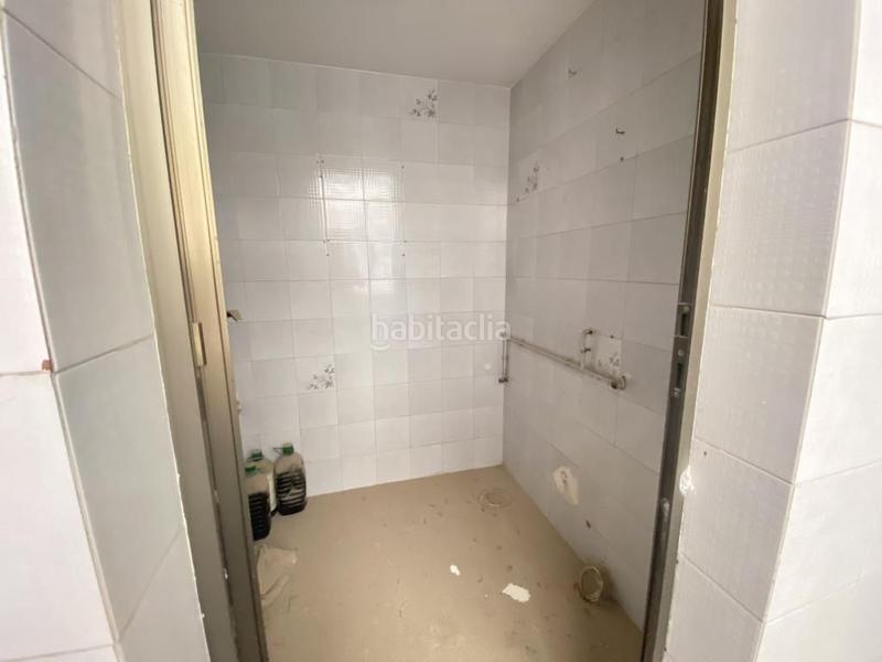 Foto f3b51b45-cad8-441d-aca7-2ee2f53b325e. Piso  en venta (c\ general segura) en Centro Almería