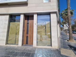 Location Local commercial  Calle zagal. Local en alquiler (avd. federico garcia lorca)