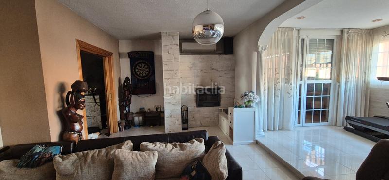 Foto 4d936d4f-8315-4dd9-a001-2328f179e106. Àtic amb xemeneia aparcament a Los Molinos - Villa Blanca Almería