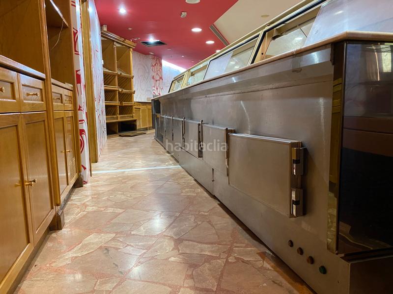 Foto 0aa2c606-1fb2-4b95-90ab-c5c5ca592287. Alquiler local comercial  en venta o alquiler (avd. mediterraneo) en Almería