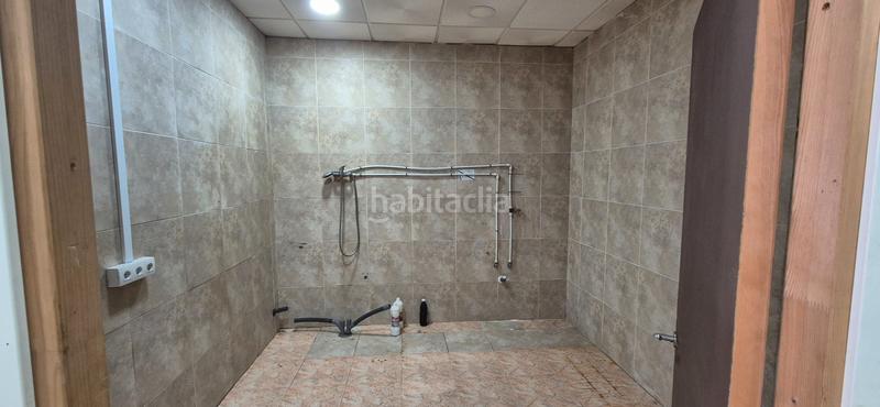 Foto f9bef3b9-2c60-4e6e-91a8-a69f908f2302. Locale commerciale in Oliveros - Altamira Almería