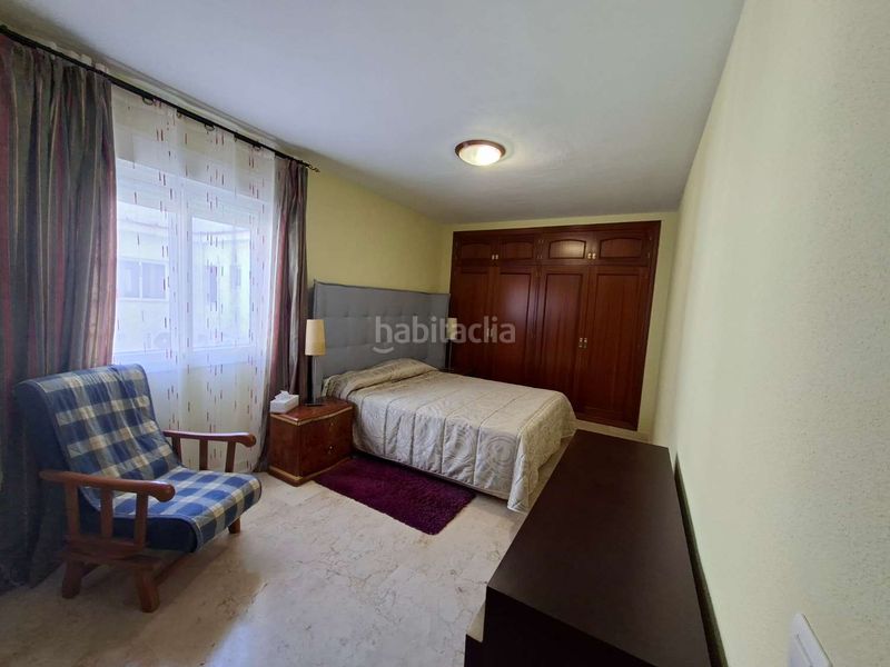 Foto 83b48a17-682d-4aaf-aa70-9fe425f7cd31. Piso en n/a 21 en Centro ciudad Fuengirola