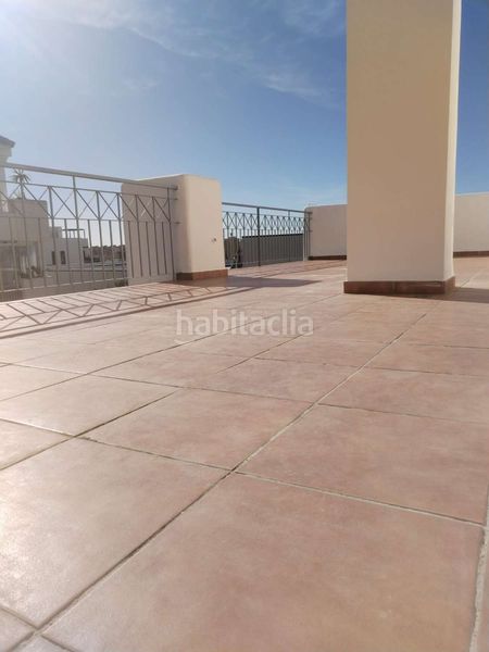 Foto fa749d7a-00e7-4648-8edf-cb401d61b770. Piso en Los Pacos Fuengirola