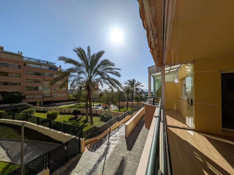 Foto 18d43887-e884-4d68-ba8a-edf5dfaa1d6a. Flat in n/a 6 in El Pinillo Torremolinos