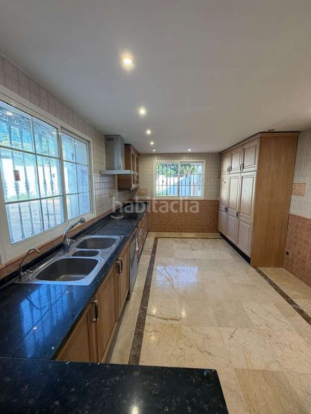 Foto 1e4b0de2-178e-4f5b-b64b-a18feb146a76. Chalet en Las Brisas Marbella