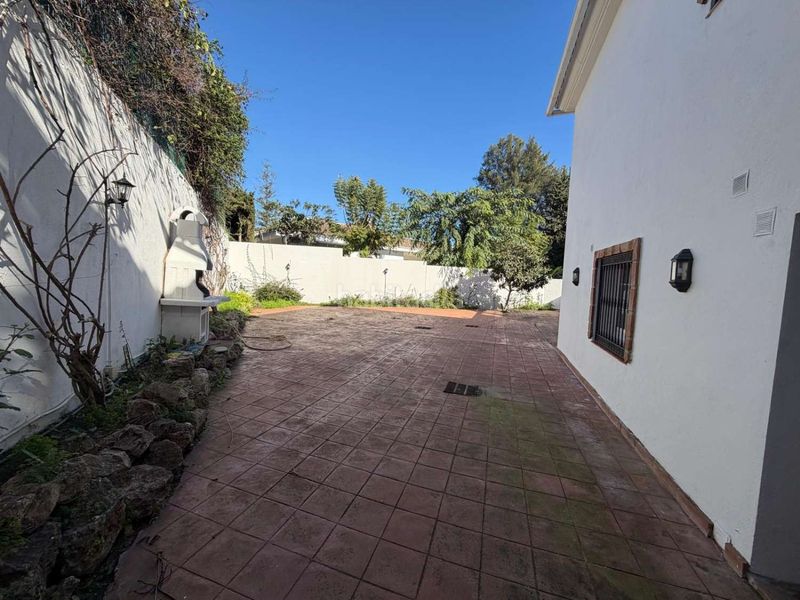 Foto 71539ed1-ceab-4181-b965-4a281dbe65c5. Chalet en Las Brisas Marbella