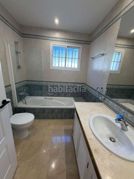 Foto 74d36c5e-c152-4928-8623-bb10a48cd763. Chalet en Las Brisas Marbella