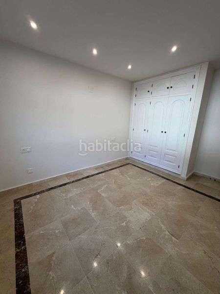 Foto b7e07a05-05da-4936-9bc2-fec2d85a807e. Xalet amb aparcament piscina a Las Brisas Marbella