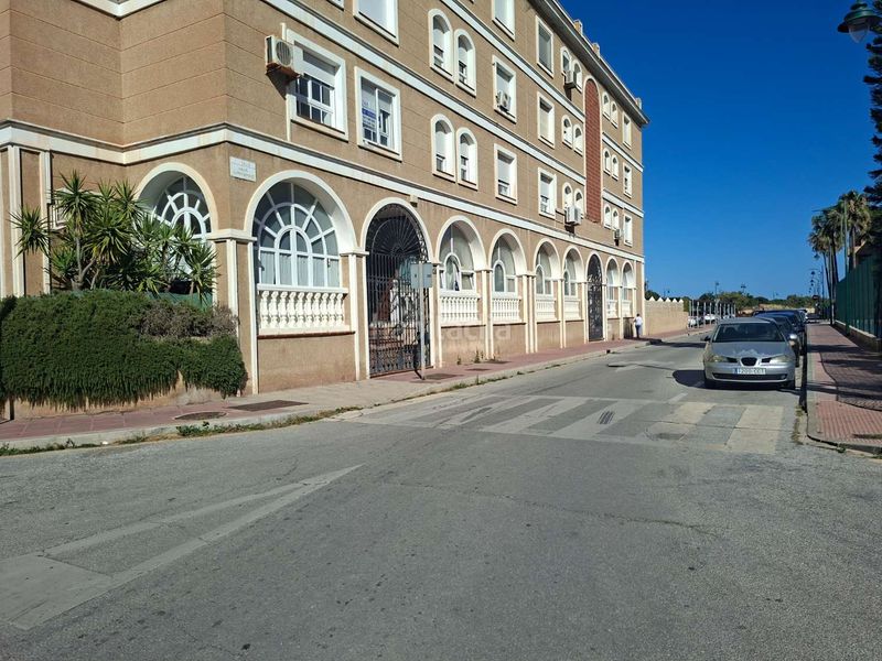 Foto d5277ed7-0824-46b1-824e-9bb8465221bc. Appartamento in n/a 4 in Guadalmar Málaga