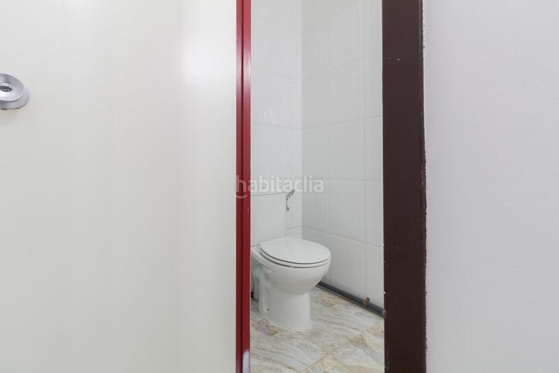 Foto b963acdd-c6ac-4335-986e-215d383e3c92. Locale commerciale in Torrent Ballester Viladecans