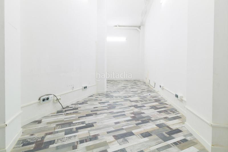 Foto d4f4118d-c338-42f6-80e8-d1a2f2dc1bc1. Locale commerciale in Torrent Ballester Viladecans