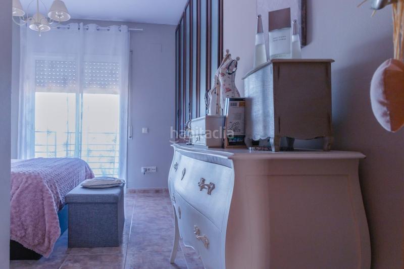 Foto df4357fb-236e-44dd-89b1-b2765367f2b1. Casa formidable casa de 4 dormitorios , buhardilla , 2 superbalcones, terraza, jardín y mucho más en Sant Climent de Llobregat