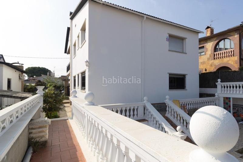 Foto 0ab70de6-a015-4b26-a452-caf8d1b513b0. Casa amb aparcament a Torrent Ballester Viladecans
