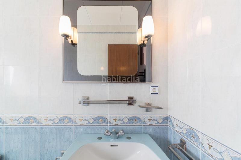 Foto 68479698-0c71-45cb-8218-8d631f426c2a. Casa amb aparcament a Torrent Ballester Viladecans