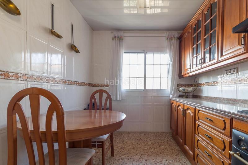 Foto d6eead79-2a24-43ef-9f65-240f414e4c15. Casa amb aparcament a Torrent Ballester Viladecans