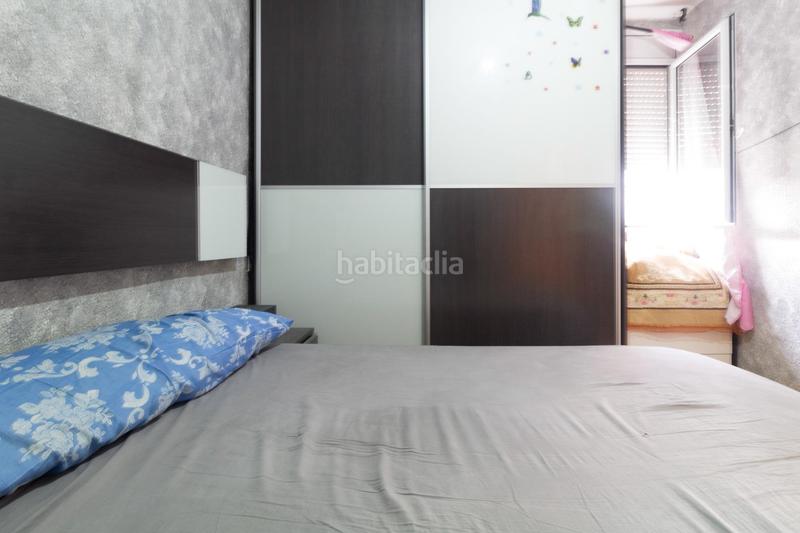 Foto 3f6d5bd1-c1e7-4af0-93c8-0dbdfa80efe2. Piso centrico . 3 dormitorios, con balcón. especial inversores. en Viladecans