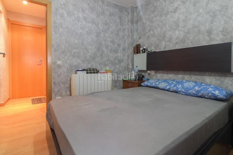 Foto 9d6b187e-8fd9-4030-8c22-c27f9c49b6fb. Piso centrico . 3 dormitorios, con balcón. especial inversores. en Viladecans