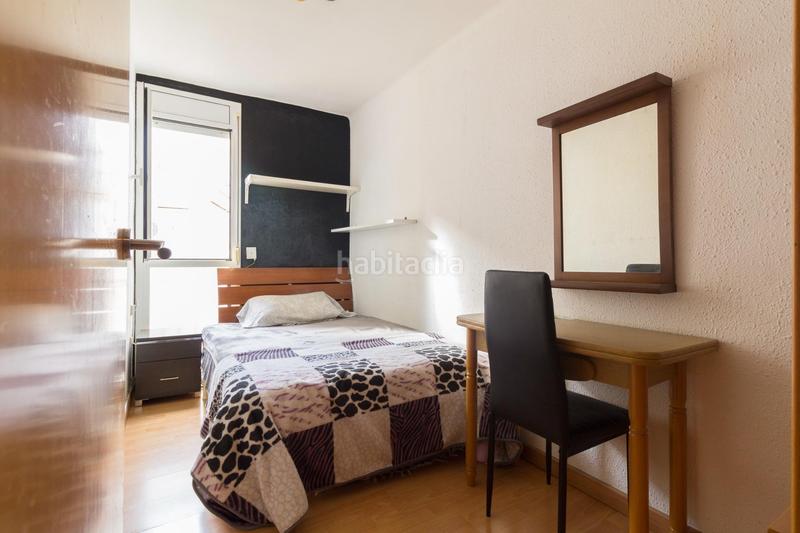 Foto d8763139-041d-4875-93a0-4a2b5fd1566b. Piso centrico . 3 dormitorios, con balcón. especial inversores. en Viladecans