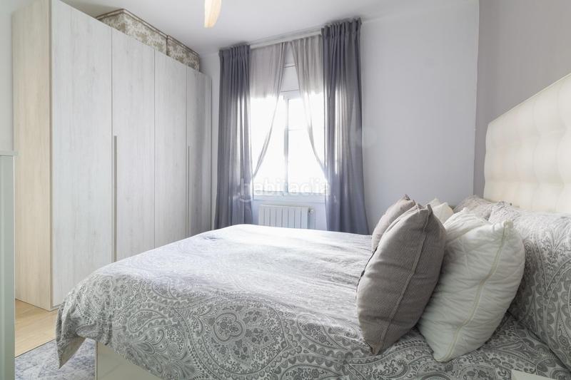 Foto 7484d982-435f-4f41-8e55-af2e305f2cc1. Dachwohnung mit heizung in La Roureda Viladecans